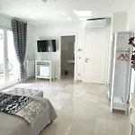 Augustea Bed & Breakfast