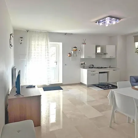 Augustea לינה וארוחת בוקר Sannicandro di Bari