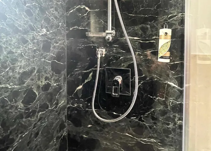 Augustea לינה וארוחת בוקר 3*