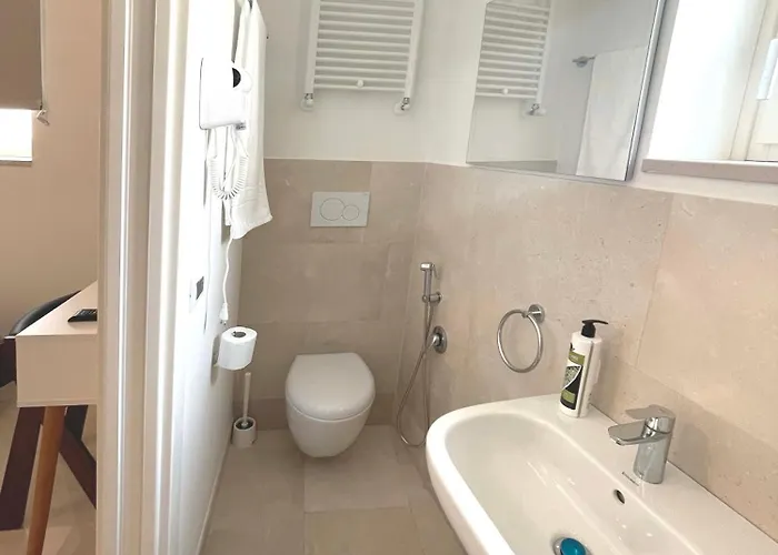 Augustea לינה וארוחת בוקר