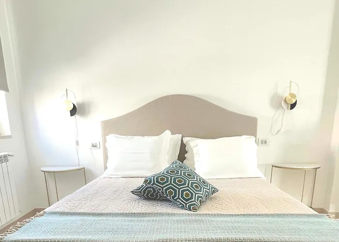 Augustea לינה וארוחת בוקר