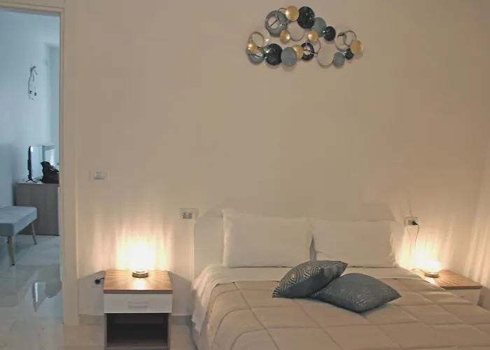 Augustea לינה וארוחת בוקר