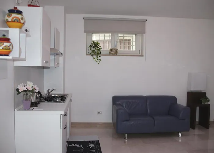 לינה וארוחת בוקר Augustea Sannicandro di Bari